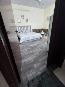 Airport neighborhood Studio