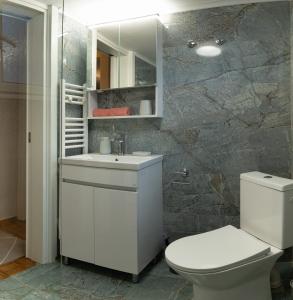 Prime location - 2 bd Boutique apartment