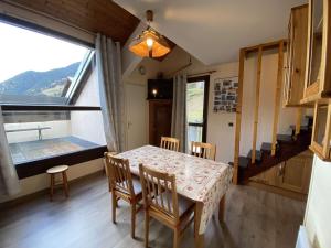 Duplex rénové à Arêches-Beaufort pour 6 pers, loggia calme - FR-1-342-311