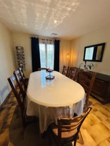 Maisons de vacances GITE Au 21 Loveroom : photos des chambres