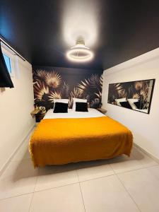 Maisons de vacances GITE Au 21 Loveroom : photos des chambres