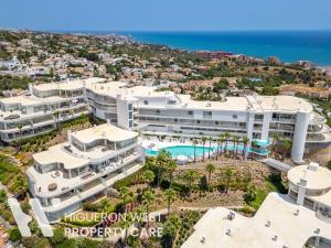 The Hill Collection - The Sunset Vista by HWPC