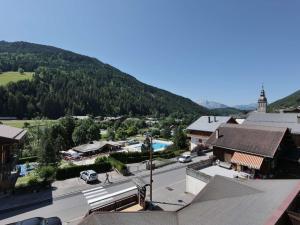 Appartements Appartement 2 pieces + coin montagne, balcon sud, au centre du village - FR-1-458-139 : photos des chambres