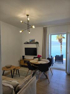 Apartmani Nikolić "Na pjeni od mora"