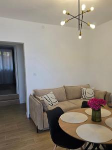 Apartmani Nikolić "Na pjeni od mora"