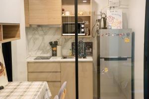 Cozy Studio in Jed Yod Nimman Steps to Convenience Store