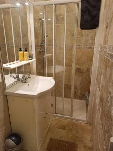 Night at La Niçoise - 6 per