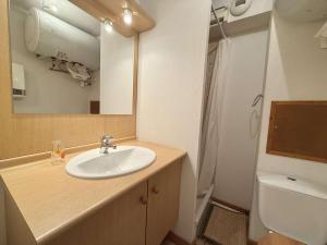 Appartements Charmant Studio Cabine a Praz-Sur-Arly, Ideal Pour 4 avec Parking, Proche Village et Remontees - FR-1-603-17 : photos des chambres