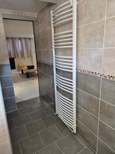 Logement indépendant au rdc dune maison