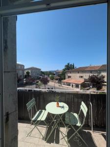 Appartements Charmant studio avec piscine : photos des chambres