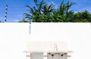 Stylish and Spacious 4BR 5BA 5 minutes from the beach