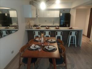 Cozy apartment by Parque Kennedy, Miraflores