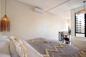 1 Bedroom Private Pool & Bathub Ulu Luxury Loft Villas Complex