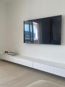 Apartment Maestral, Pucisca ,Island Brac