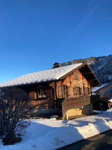 Chalets All-wood chalet in Haute-Savoie : photos des chambres