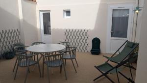 Maisons de vacances Charmante maison pour 6 personnes a 200m de la plage : photos des chambres