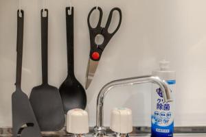 LUNA HOUSE New Open near the station 30 sec