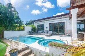 Pristine Bay 1316 home