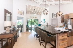 Pristine Bay 1316 home