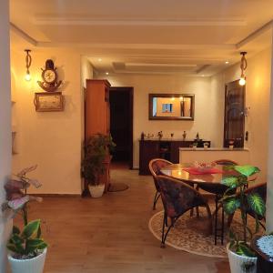 lux appartement avec piscine