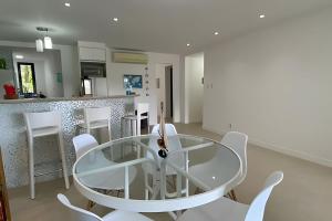 PORTO REAL RESORT - LINDO APARTAMENTO 3 SUÍTES VISTA MAR