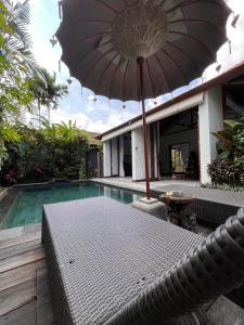 Badra House Frangipani