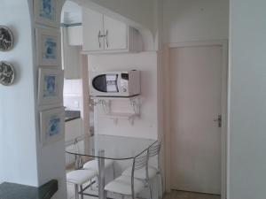 Apartamento no centro, bem localizado, na praia