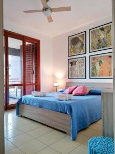 Sulla spiaggia di Letojanni