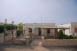 Three-Bedroom House room in Villa al mare Gallipoli