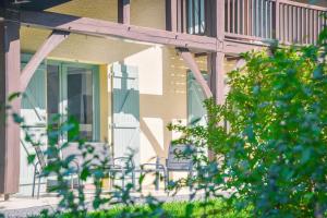 Maisons de vacances Maison familiale au vert avec piscine et petanque : photos des chambres