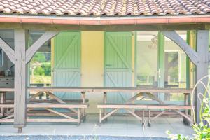 Maisons de vacances Maison familiale au vert avec piscine et petanque : photos des chambres