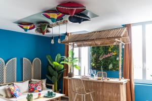 Appartements La Caliente love room glamour balneo en duo : photos des chambres