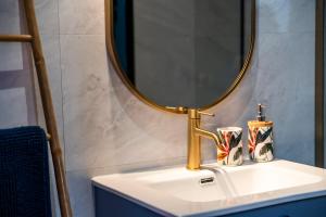 Appartements La Caliente love room glamour balneo en duo : photos des chambres