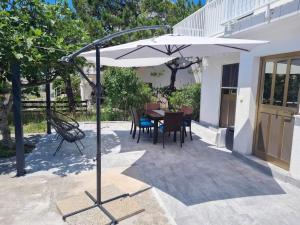 Vacation home with garden