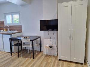 Appartements Studio lumineux 2 pers Olivet Avenue Loiret : photos des chambres