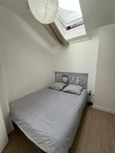 Grand studio rdc au calme, centre ville prox Cathédrale