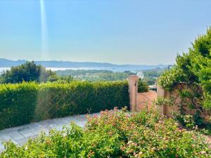 Sea View Apartment with Sunset Terrace - WiFi - 5 min Porto Cervo by Coral Property