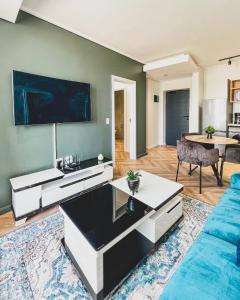 Agape Apartment On park Century