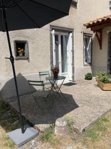 Maisons d'hotes Maison Cote Halle La chambre du Parc : Chambre Double avec Salle de Bains Privative