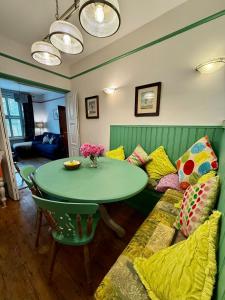 Delightful Georgian terrace house