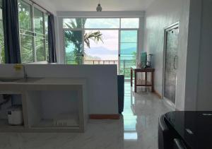 Amazing Seaview 2-Bedroom House in Patong