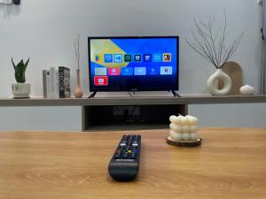 KL City 3BR 3Bath Condo , Razak city ,TV box & Pool