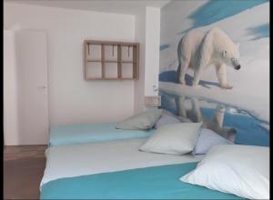 Chez Effat et Marie T A C 3