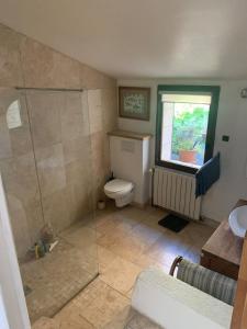 Maisons de vacances Charming village house : photos des chambres