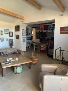 Maisons de vacances Charming village house : photos des chambres