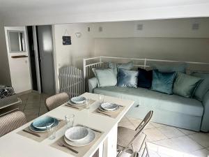 Cozy apartement near the beach with with Aircon