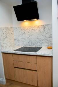 Sleeps 14 The Old Trafford Family Zen by Genesis Living