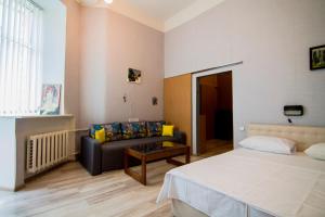 Art aparment near Mikhailivsky Cathedral