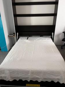 Blue house Nature and calm