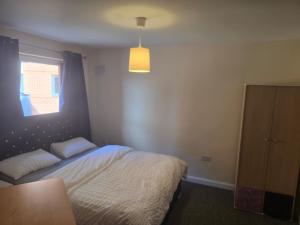 Ensuite room in Wolverhampton city center